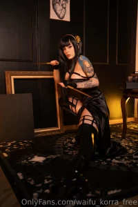 The assassin in me knows every strike but with you i just want to be