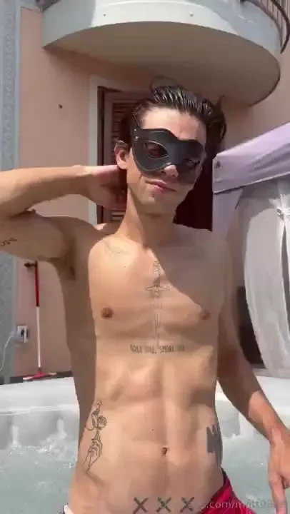 Chillin in the pool wanna join 