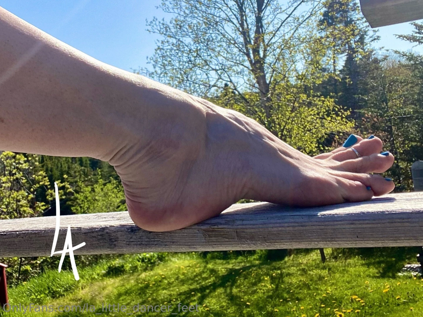 Now that s some high arches for ya still cold outside but the sun is 