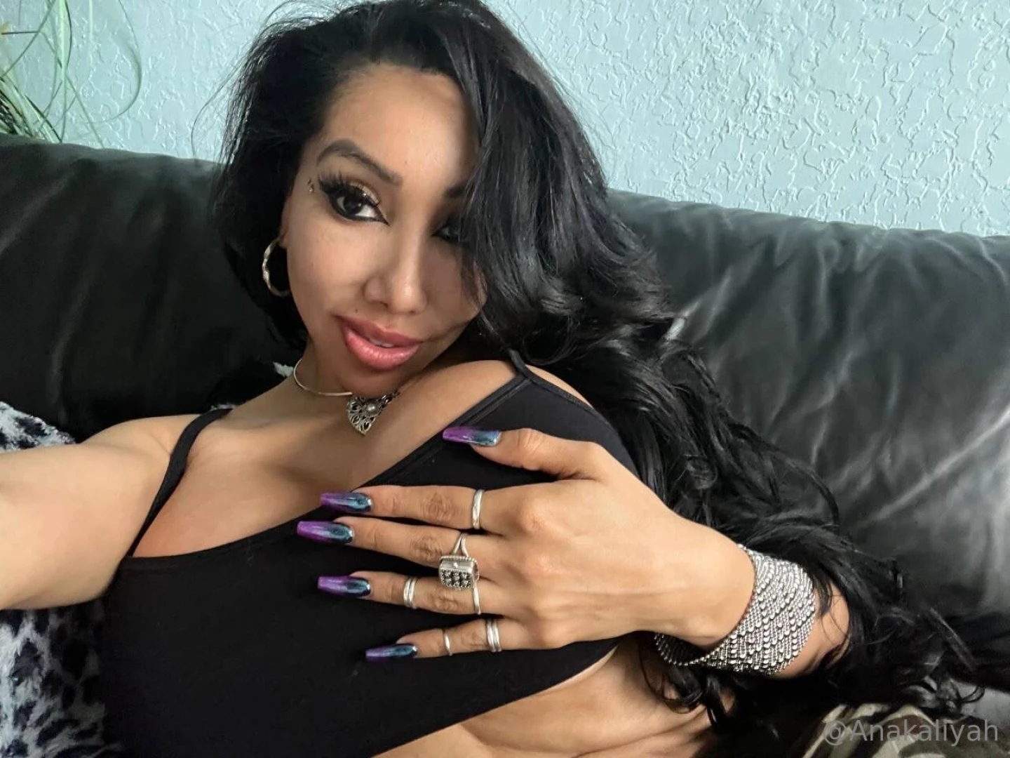 Any plans for the long weekend baby anakaliyah 