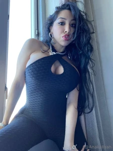 Dripping my cum for you baby ready anakaliyah