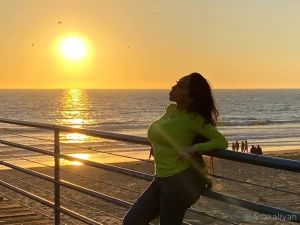 Gripping you tightly anakaliyah