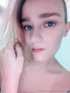 Stare me in the eye while you cum i want to watch you enjoy me