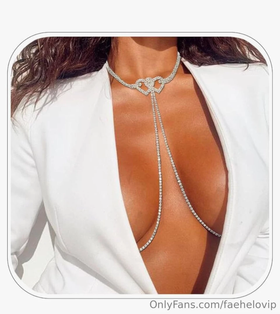 Spoil me sunday help me buy this chain 5 gets you a photo set with 