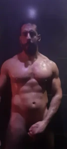 Hey guys let me introduce you to this hot muscle stallion