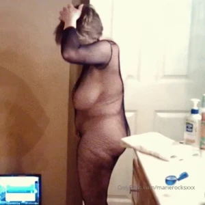 I love showing you my body in various ways part 3