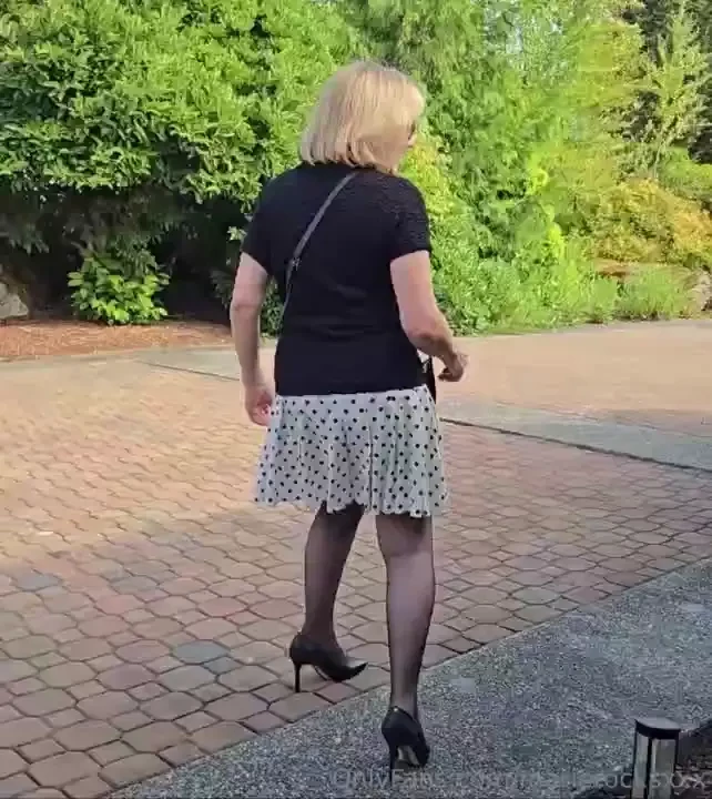 I am a fun gilf lol actually i am roughing up the soles on a brand new 