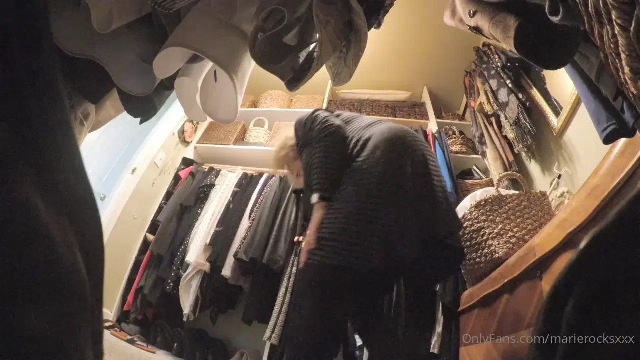 I love knowing that every time i get dressed and undressed the whole 