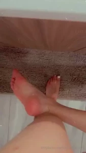 Feet porn wanna play with them