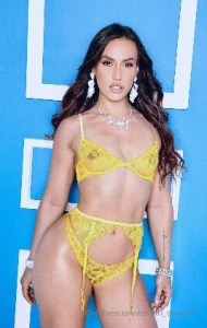 Pawg pornstar kelsimonroe has been shooting for over 8 years her and part 2