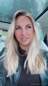 Anyone else like this when it s rainy outside all i want to do is make