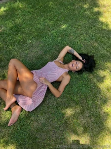 I am soaking up this summer do you wanna know what else is wet