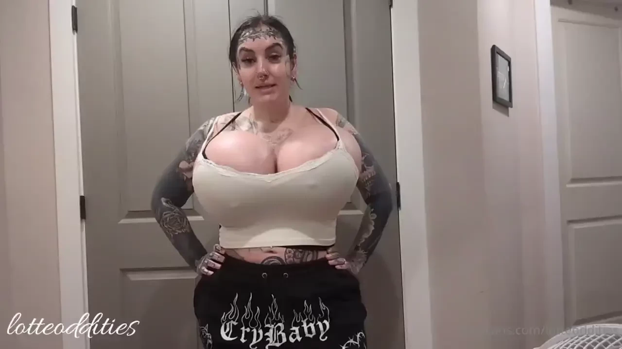 Just a quick dress try on vid- it s so hard shopping for clothes when 