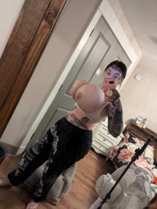 So this is what happens when i wear the xl calvin klein bras now guess part 2