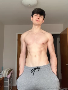 Do i look good in sweatpants part 7