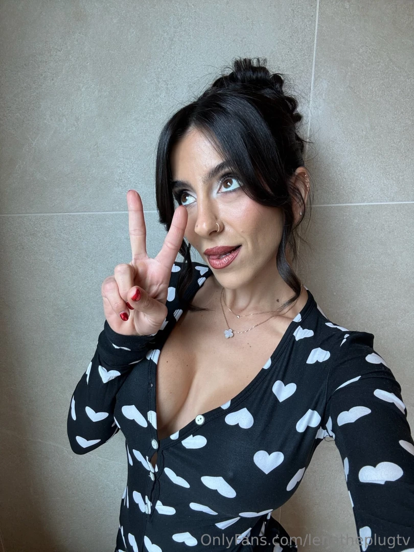 Would you sleep with me https onlyfans com lenatheplug c151 