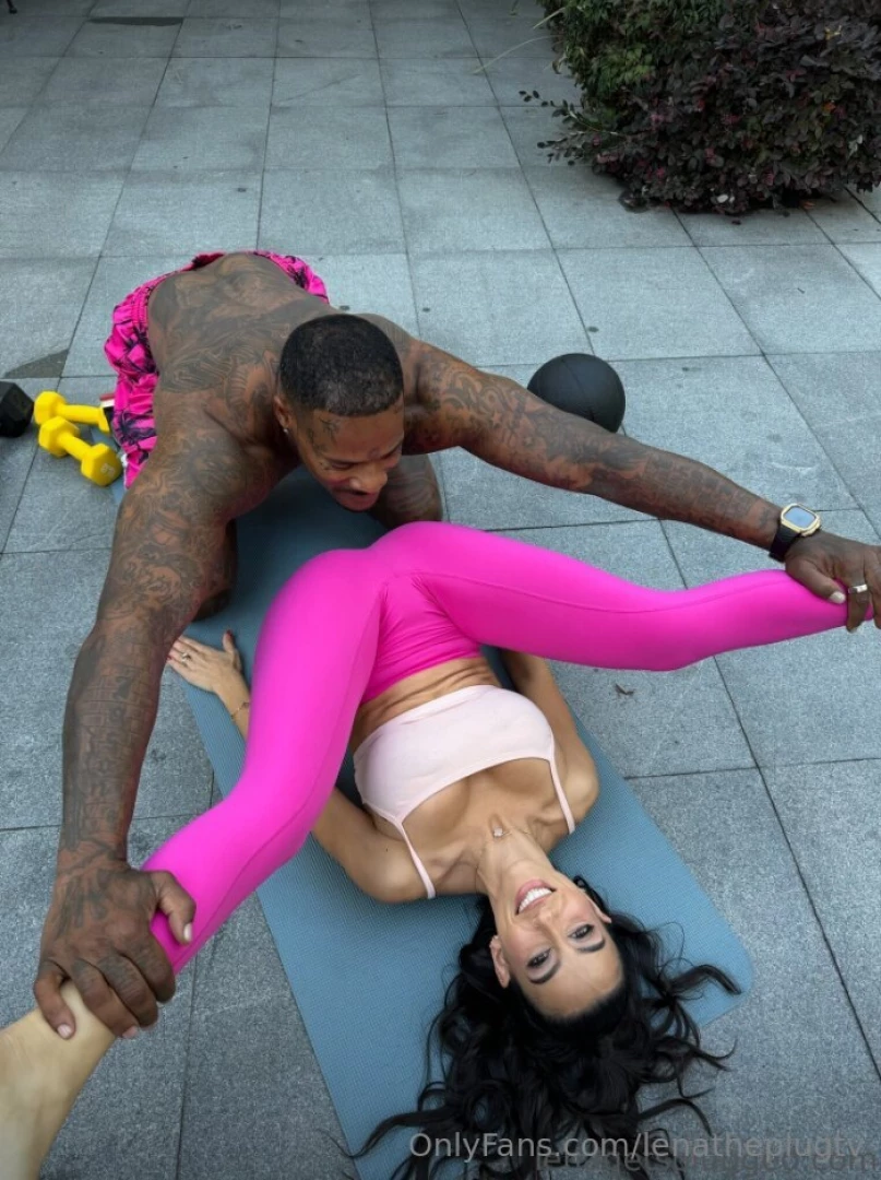 It feels so good i needed that stretch https onlyfans com lenatheplug 