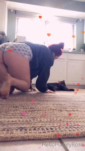 helloharleyrose - Morning babe you stare at my butt while i practice my handstands sound 