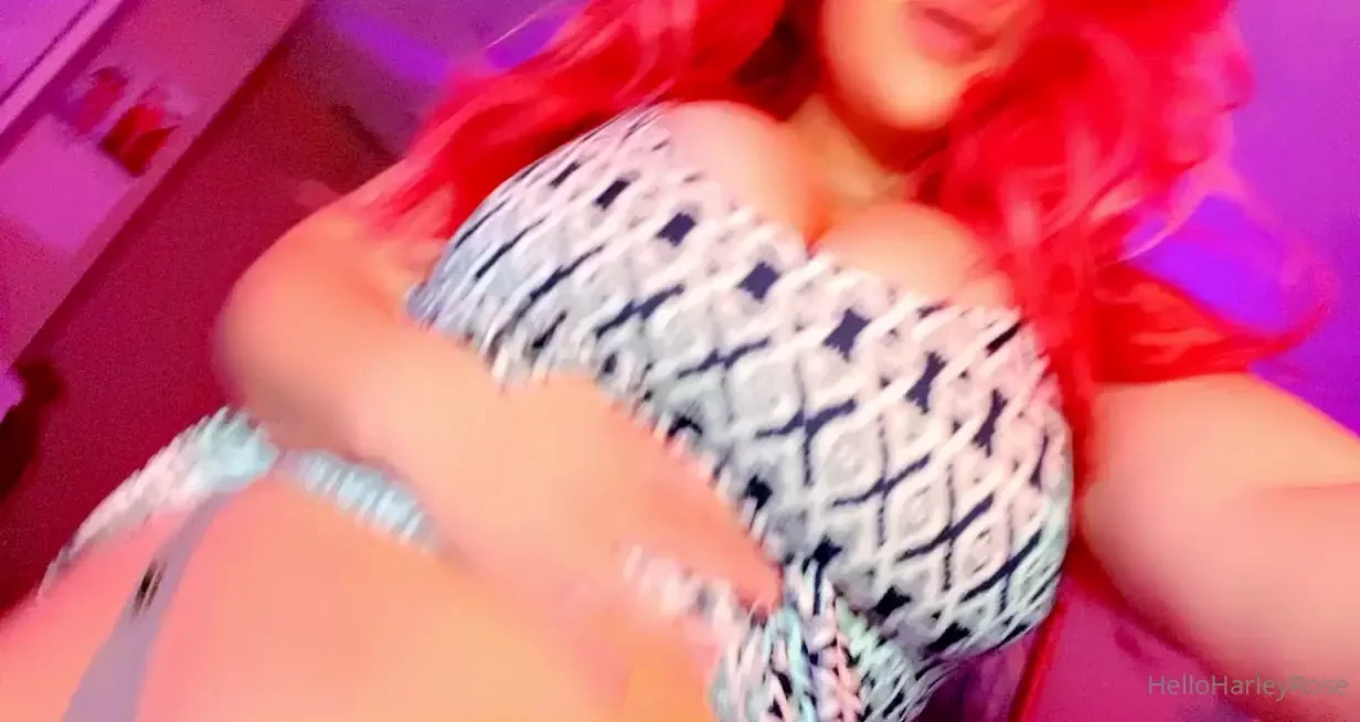 I should wear dresses more often 