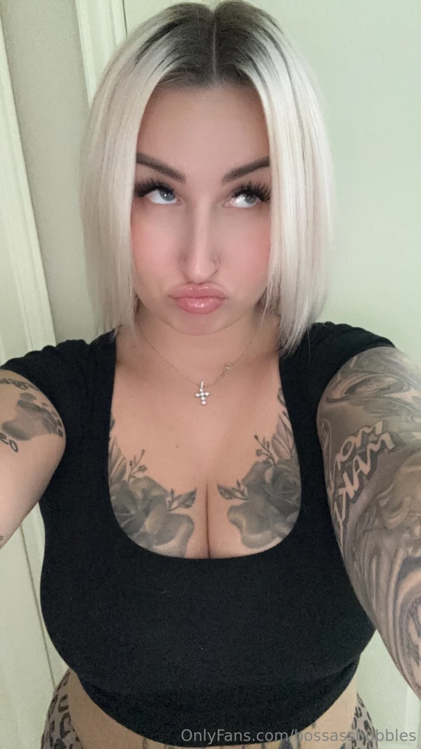 Tryin to decide if i should unsend the new content i send out tonight 