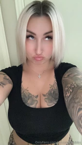 Tryin to decide if i should unsend the new content i send out tonight