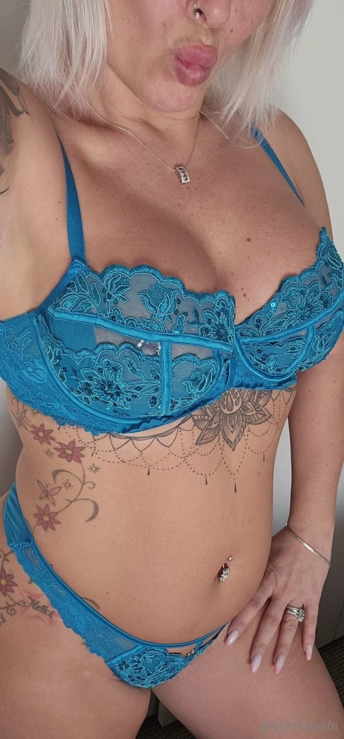 brithotwife - Blue matching lingerie kind of day 