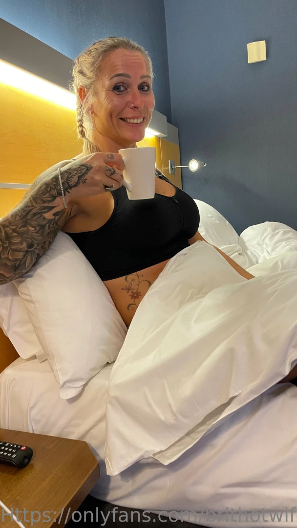 brithotwife - In the hotel and had to resort to the vino from a coffee mug ha ha 