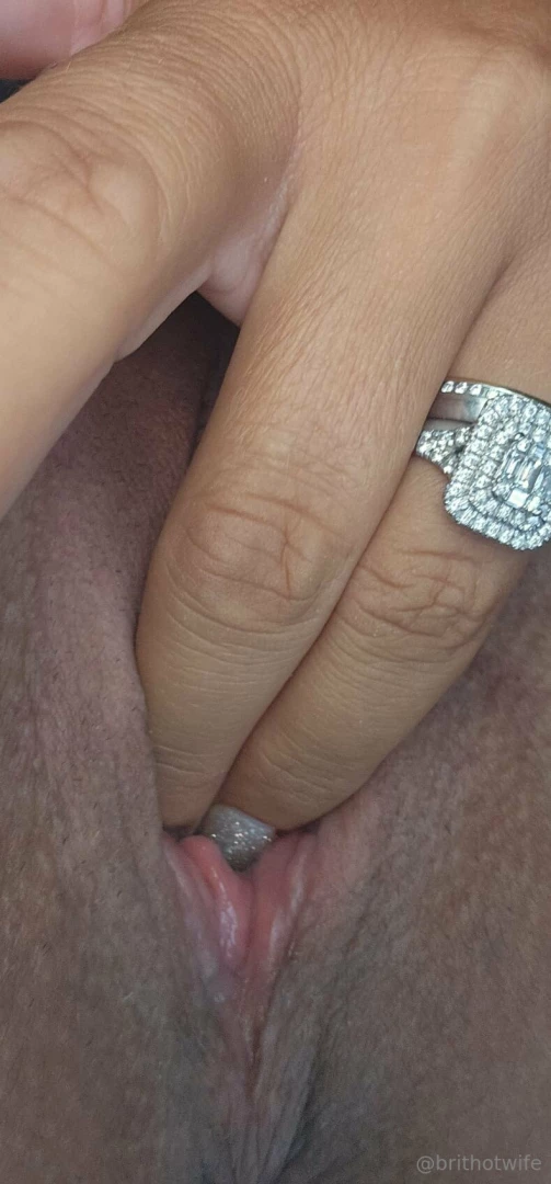 2 fingers in and it s a squeeze in my milf pussy part 2 