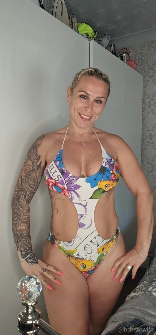 So happy i wore this in 2011 on my honeymoon and it s been too small part 5 
