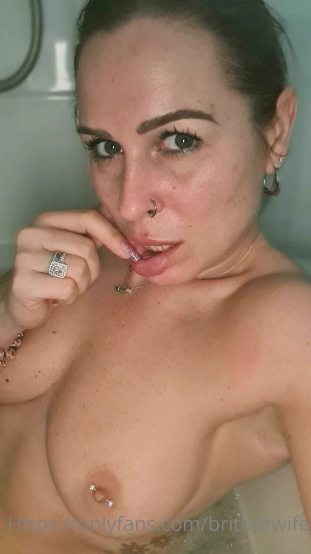 Relaxing in the bath nothing like being naked in the warm water to part 4 