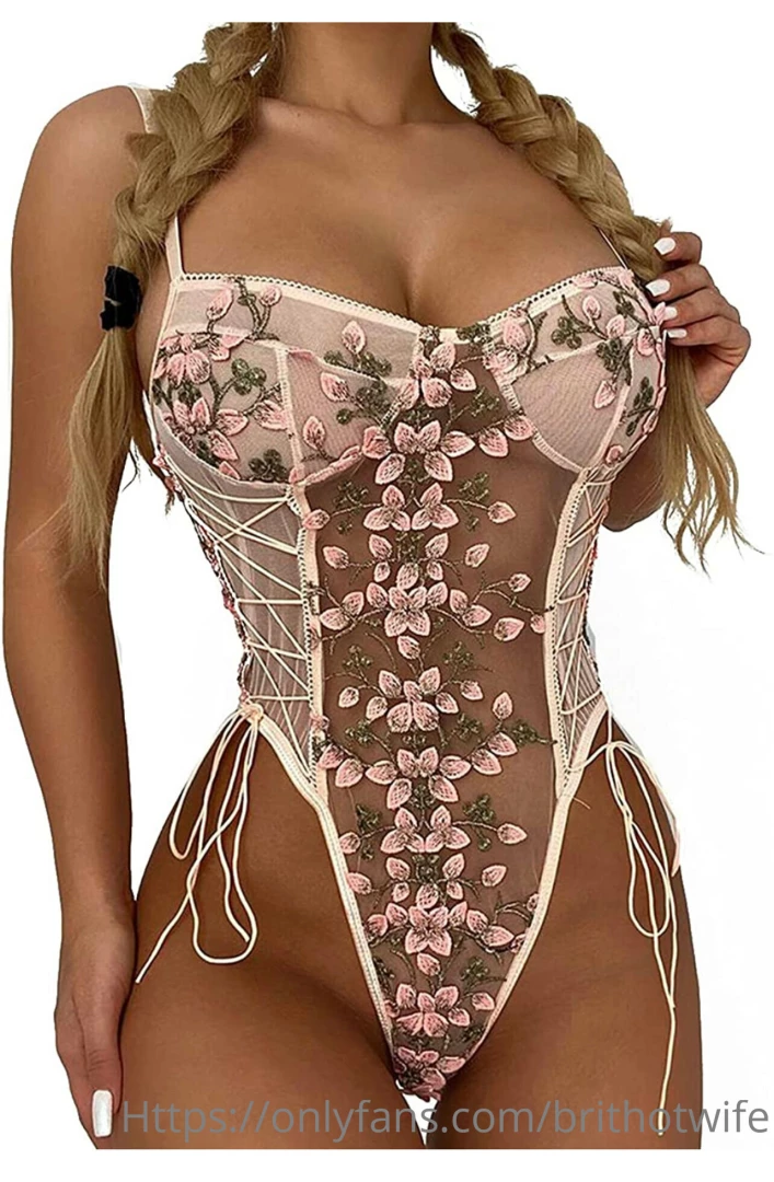 Which outfit shall i buy for you all to see red white black corset part 2 