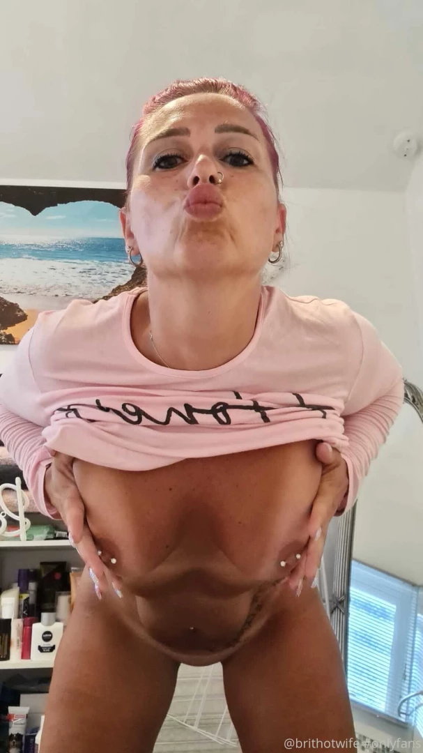 Cleavage flash x x 