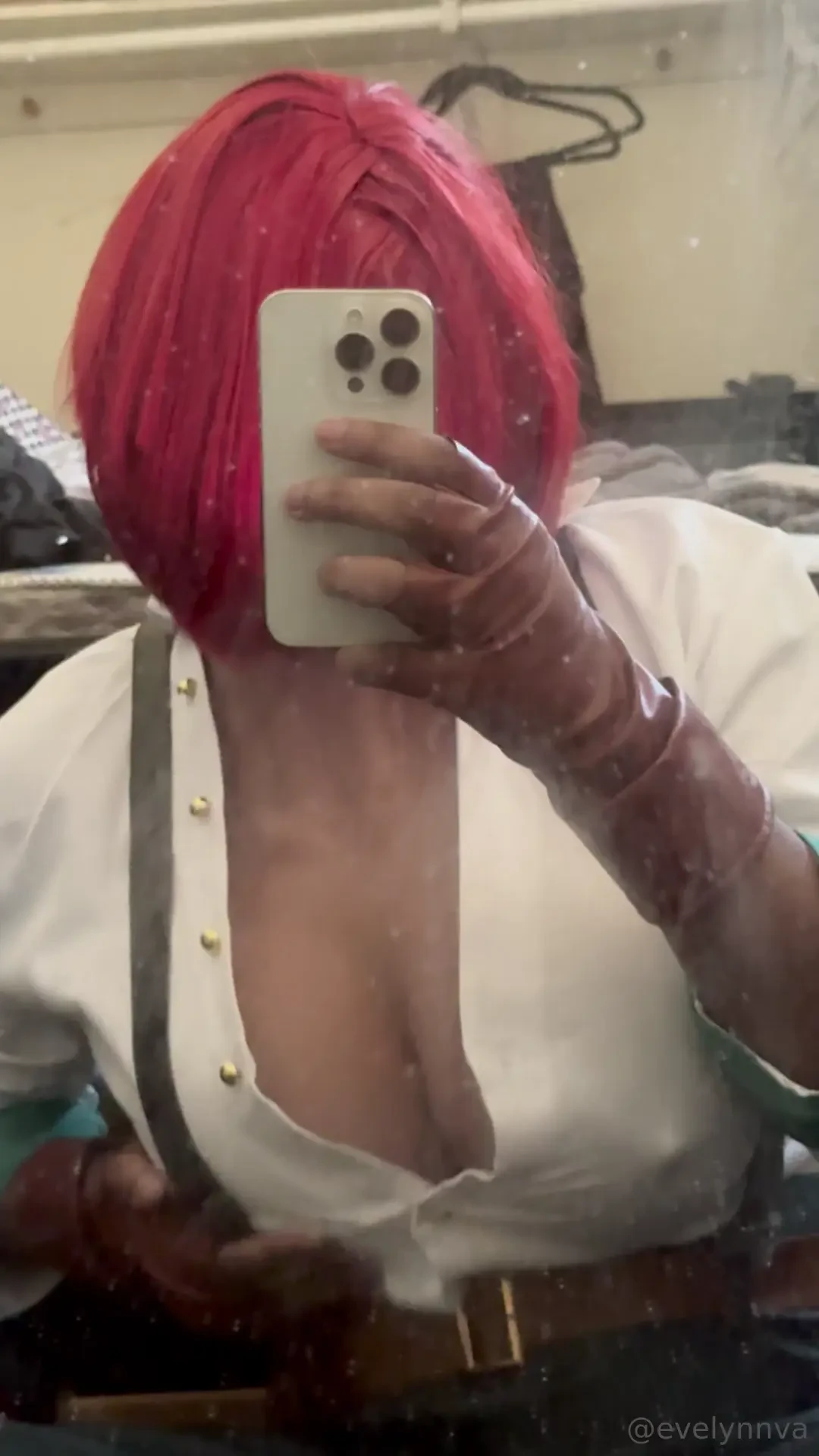 Have some early gio before i decided to flaunt my fat fucking titties 