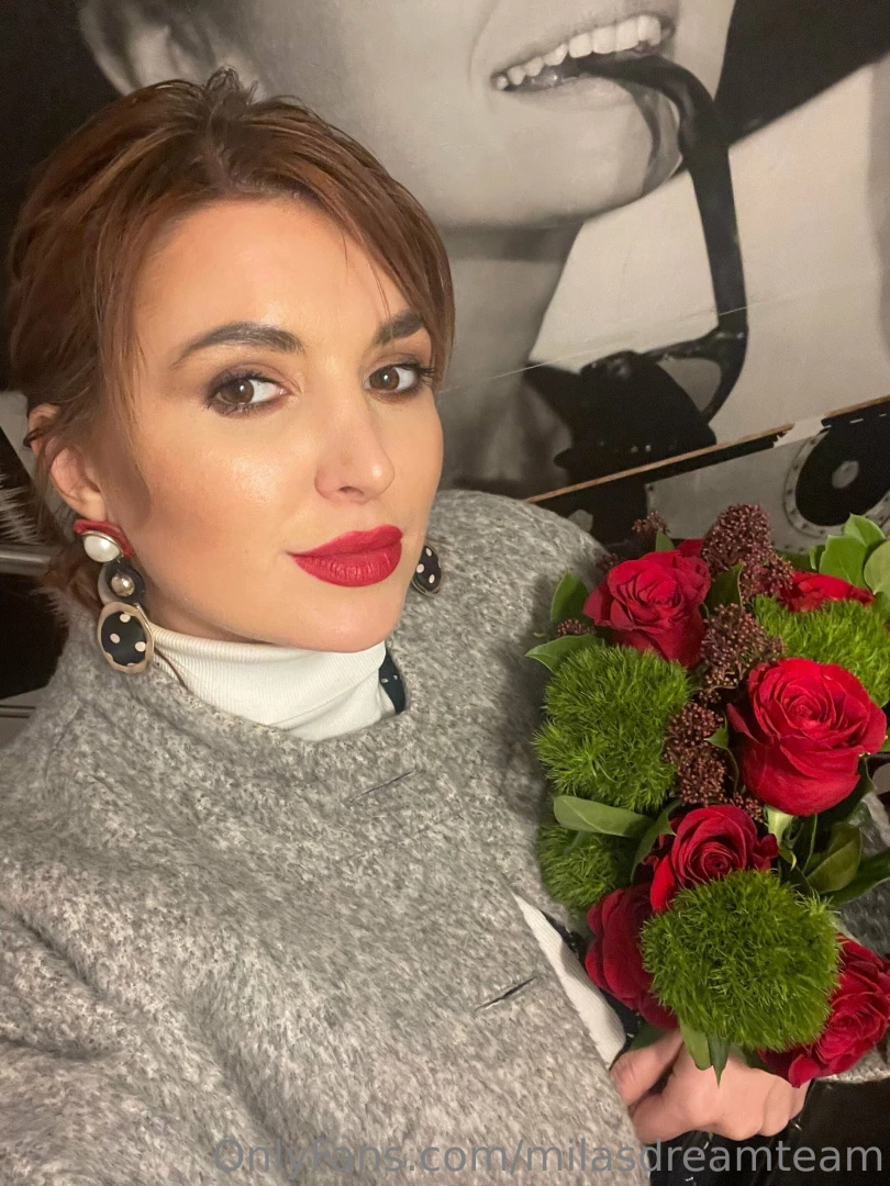 I m addicted to red roses 