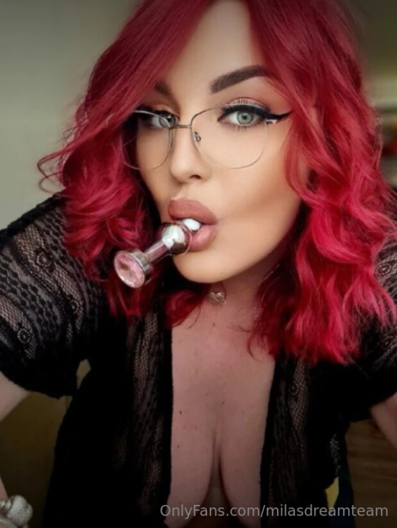 Cutie busty is the queen of videocalls alicewetfree she looks innocent part 30 