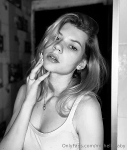 Effortlessly beautiful because simplicity never goes out of fashion