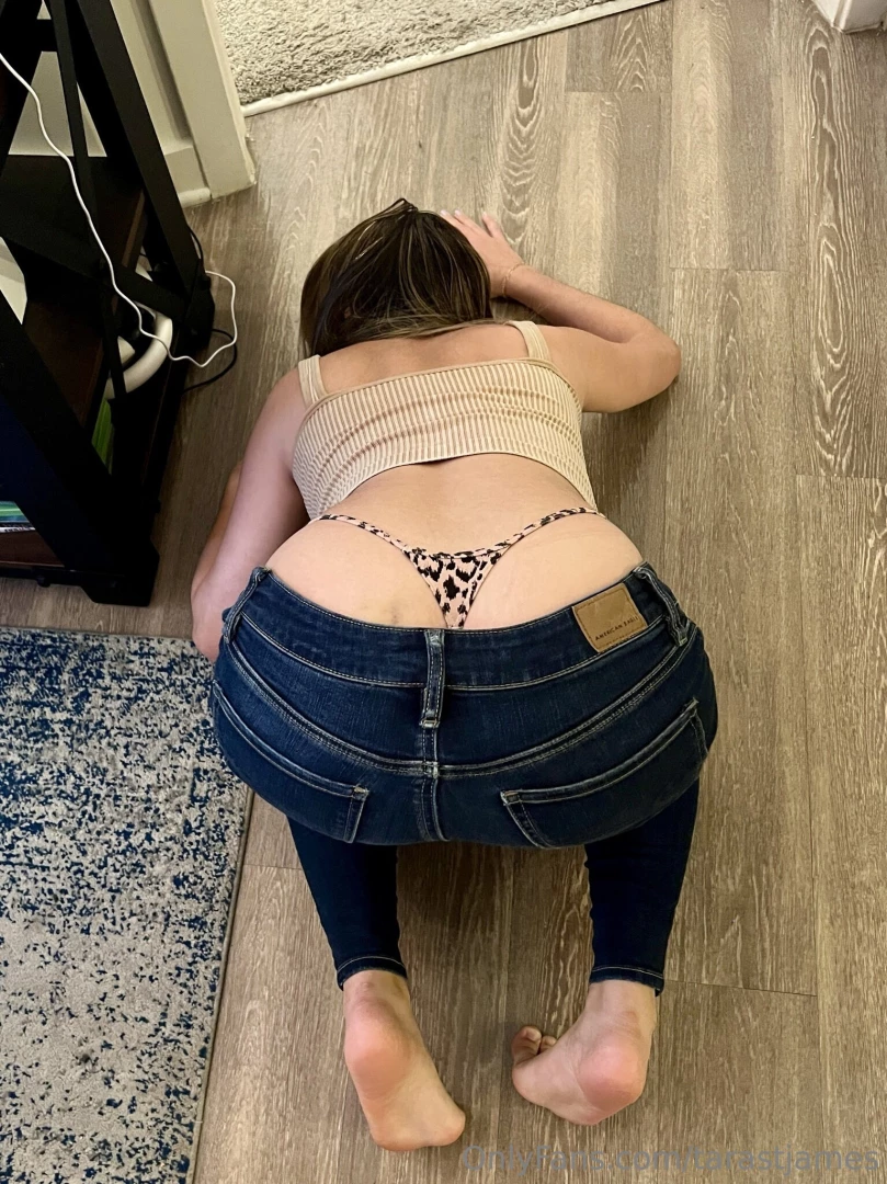 I thought i d start your week off by showing you my favorite little part 3 