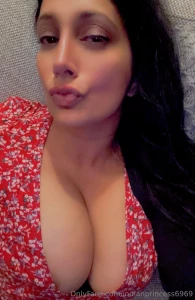 Lil bit tipsy tittsy