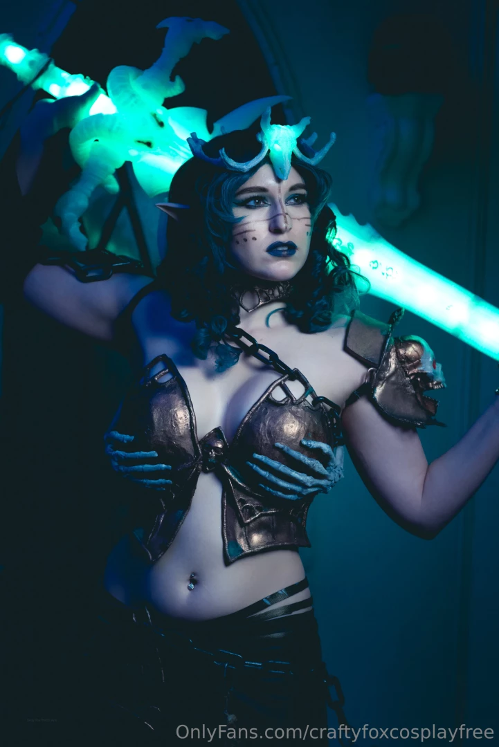 You meet an elf in a cemetery what do you do roll right and you might 