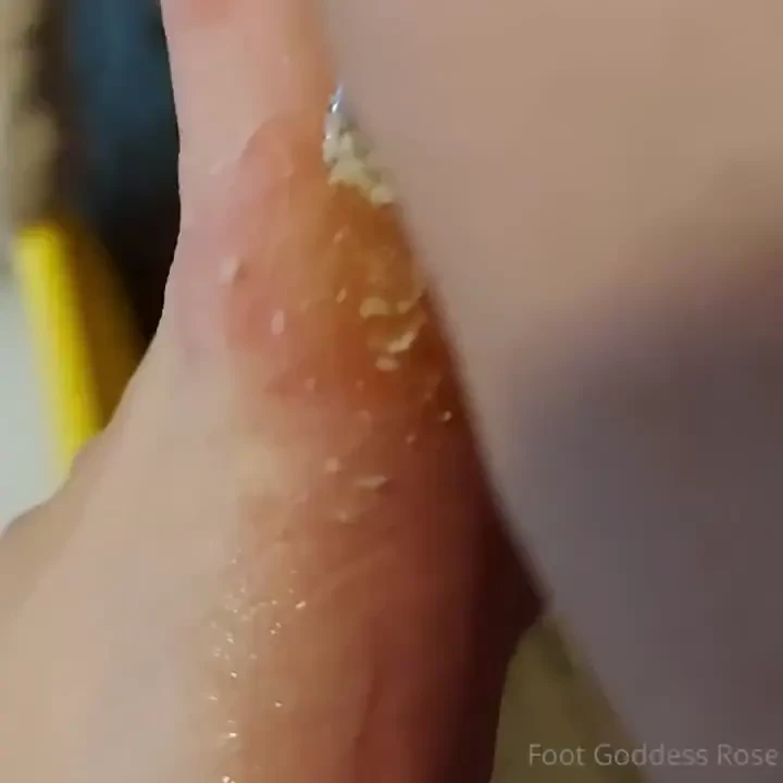 Scrubbing dead skin off my foot so i can feed you -d 