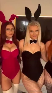 Which bunny lilyfiore4 tilly fox goddessmegs gabriellelouise