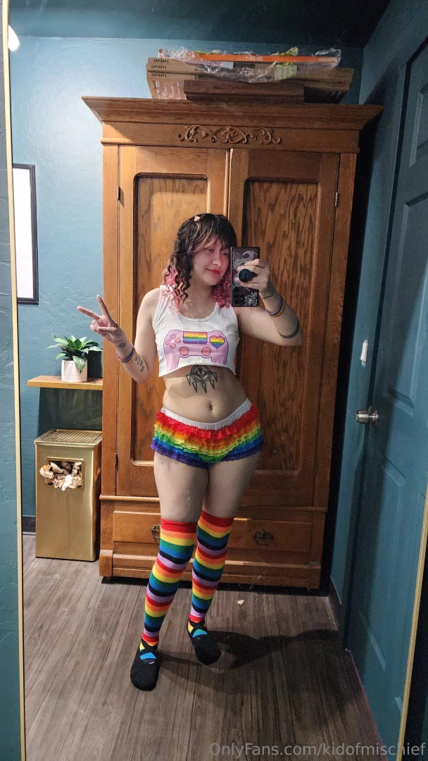 Outfit for class today thought it would be cute to finish off the last part 1 