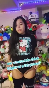 I kinda prefer the fat pussy but thick thighs cool too fatpussy chubby