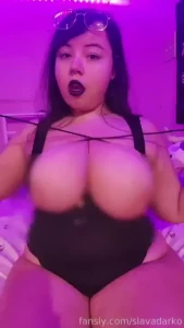 I hope youre into thicc emo girls in bodysuits 3 goth emo hugetits