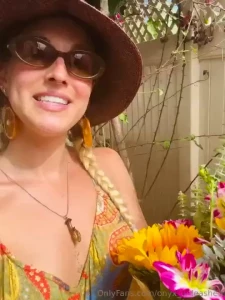 Hey babes happy sunday after a transformative week of healing a sweet part 1