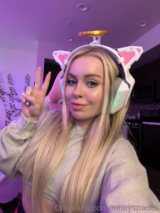 Cat girls are still cool right