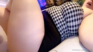 Literally cannot stop farting omg im still farting as i post this part 5