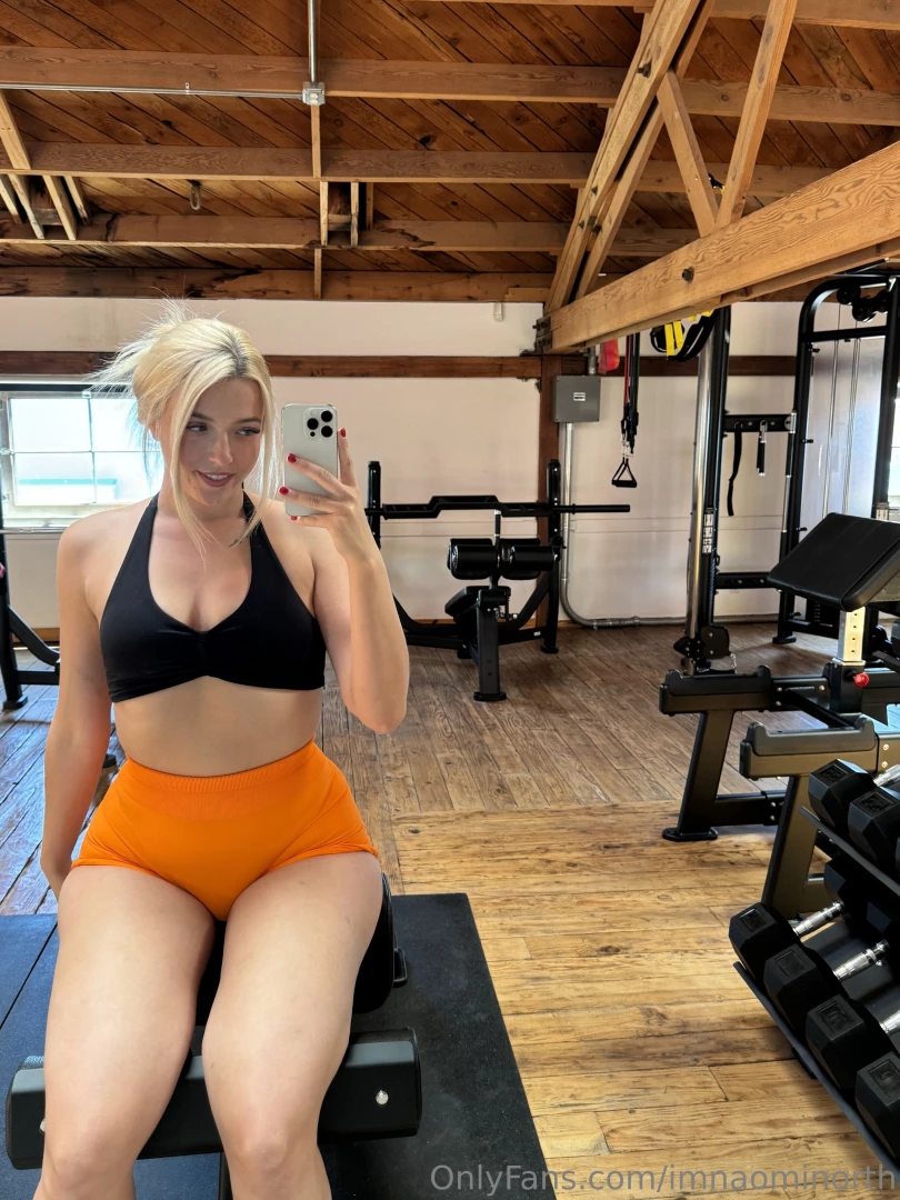 Come get sweaty with me 
