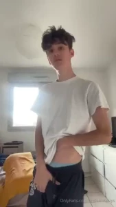 I was so horny i had to try i didn t know it was so good