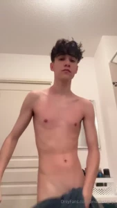 I was gaming and horny so i just thought that glasstypee could take